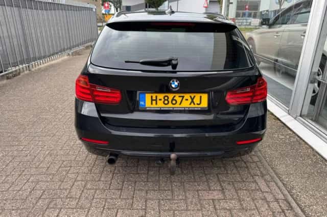 BMW 3-Serie (2013) thumbnail 6