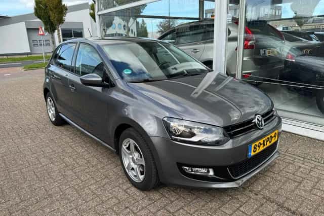 Volkswagen Polo (2010) thumbnail 3