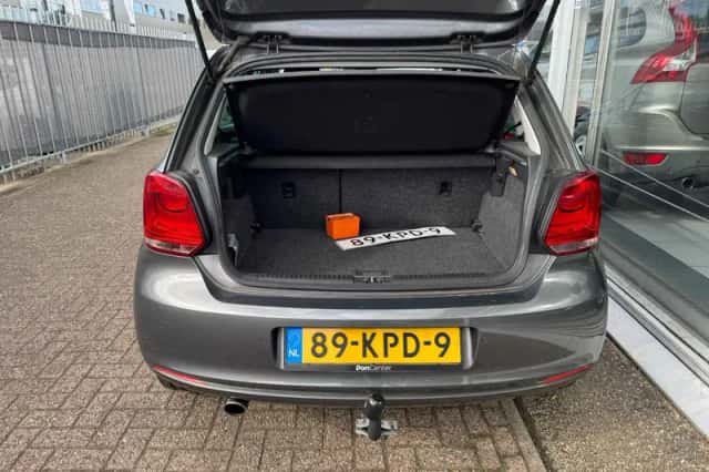 Volkswagen Polo (2010) thumbnail 6