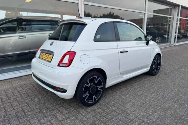 Fiat 500 (2017) thumbnail 4