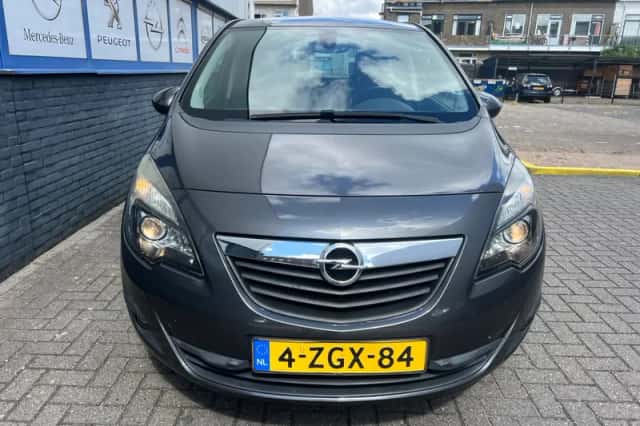 Opel Meriva (2011) thumbnail 3