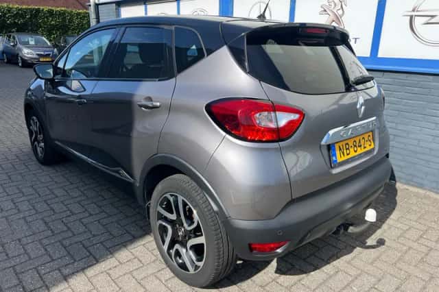 Renault Captur (2017) thumbnail 6