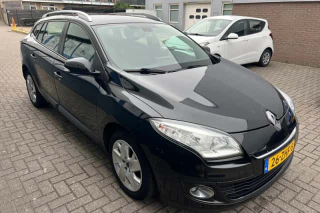 Renault Mégane (2012) thumbnail 5