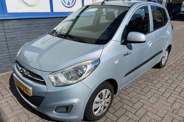 Hyundai i10 (2013) thumbnail 2