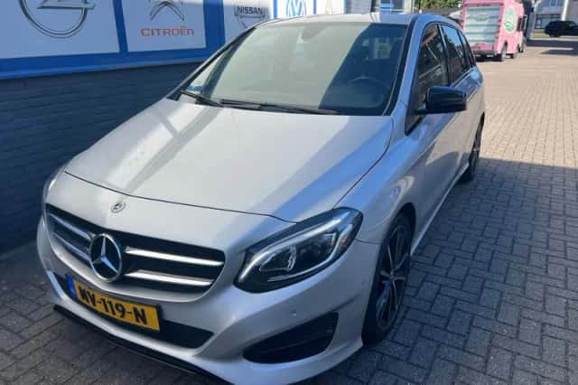 Mercedes-Benz B-Klasse (2017) thumbnail 2