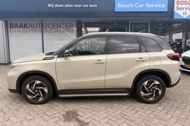 Suzuki Vitara (2025) thumbnail 3