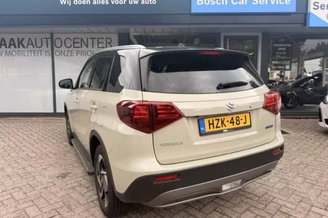 Suzuki Vitara (2025) thumbnail 4