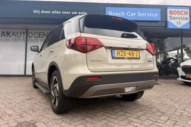 Suzuki Vitara (2025) thumbnail 5