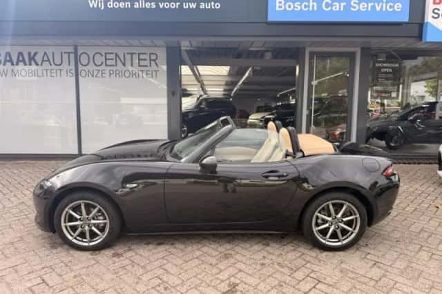 Mazda MX-5 (2025) thumbnail 5