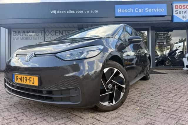 Volkswagen ID.3 (2022) thumbnail 2