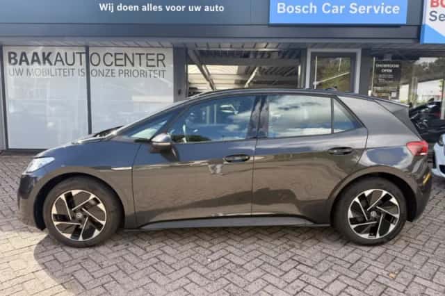 Volkswagen ID.3 (2022) thumbnail 3