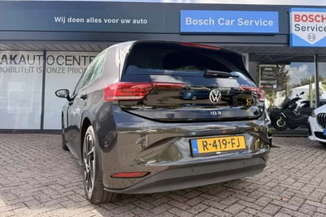 Volkswagen ID.3 (2022) thumbnail 5