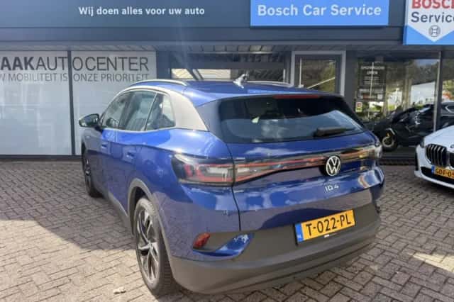 Volkswagen ID.4 (2023) thumbnail 4