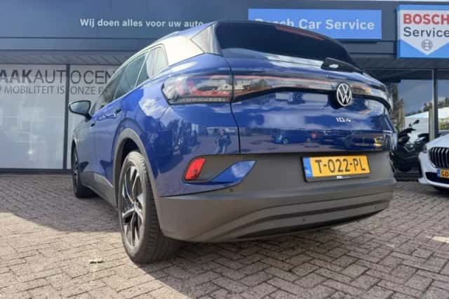 Volkswagen ID.4 (2023) thumbnail 5