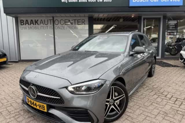 Mercedes-Benz C-Klasse (2023) thumbnail 1