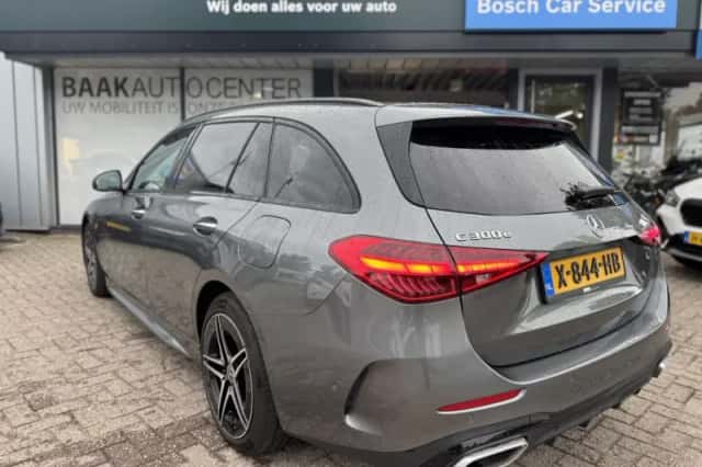 Mercedes-Benz C-Klasse (2023) thumbnail 4