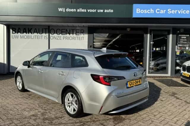 Toyota Corolla (2022) thumbnail 4