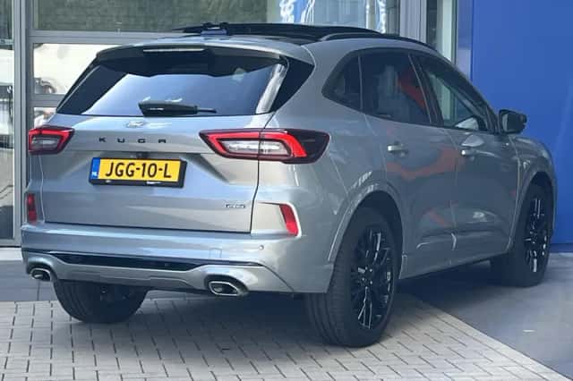 Ford Kuga (2025) thumbnail 3