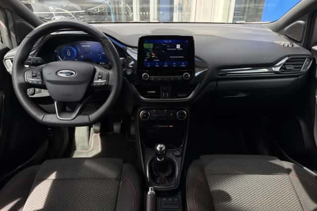 Ford Puma (2023) thumbnail 2