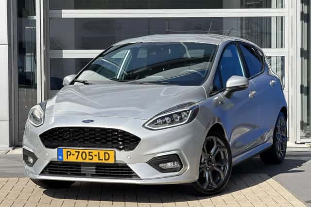 Ford Fiesta (2021) thumbnail 2
