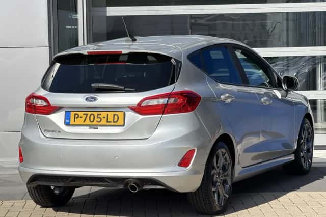 Ford Fiesta (2021) thumbnail 4