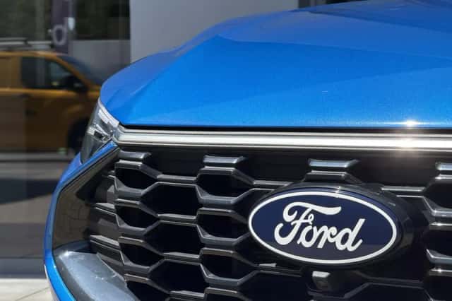 Ford Kuga (2024) thumbnail 6