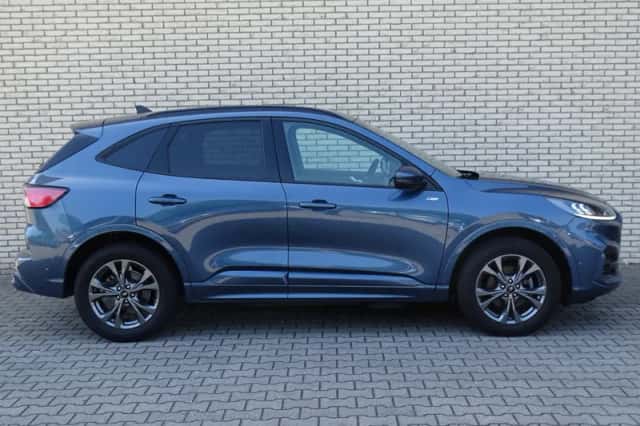 Ford Kuga (2022) thumbnail 6