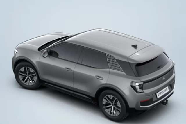 Ford Explorer (2026) thumbnail 6