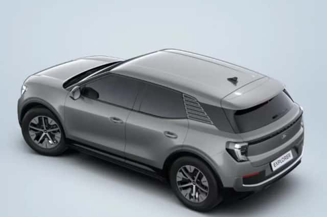 Ford Explorer (2026) thumbnail 6