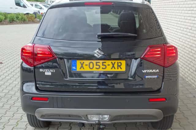 Suzuki Vitara (2024) thumbnail 6