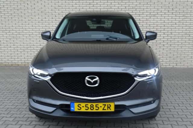 Mazda CX-5 (2019) thumbnail 2