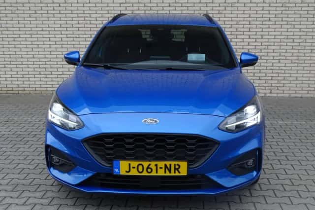 Ford Focus (2019) thumbnail 2