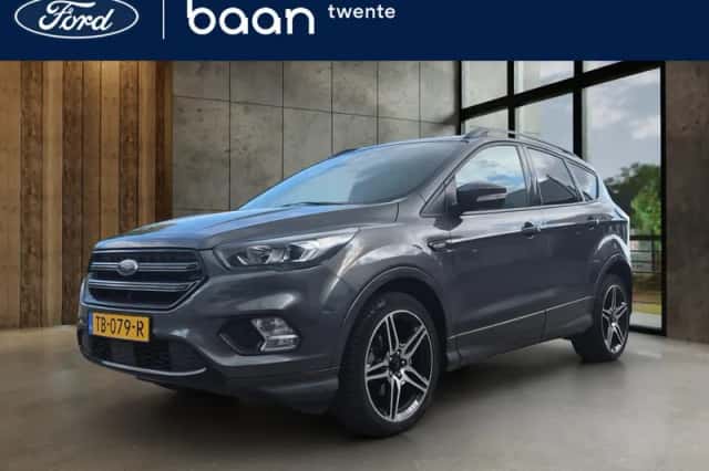 Ford Kuga (2018) thumbnail 1
