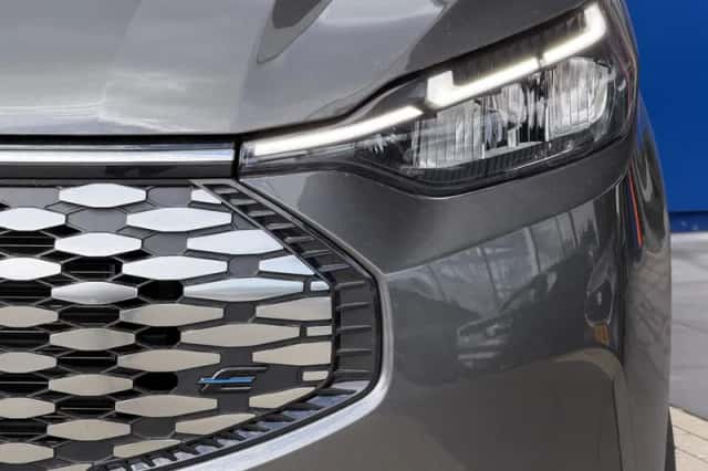 Ford E-Transit Custom (2026) thumbnail 6