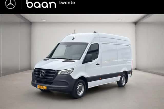 Mercedes-Benz Sprinter (2020) thumbnail 1