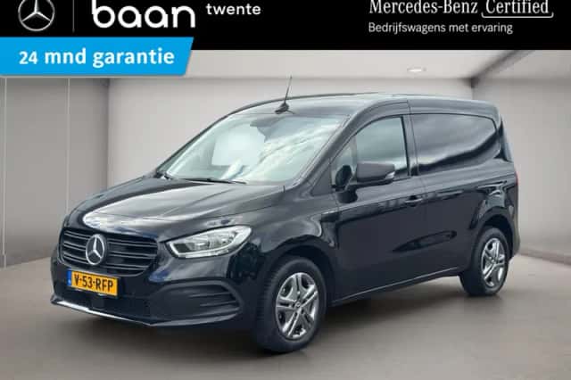 Mercedes-Benz eCitan (2025) thumbnail 1