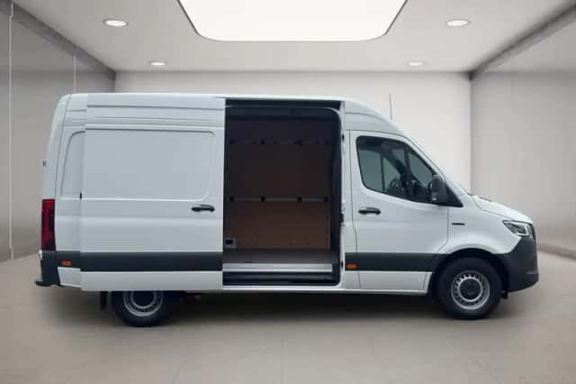 Mercedes-Benz eSprinter (2024) thumbnail 6