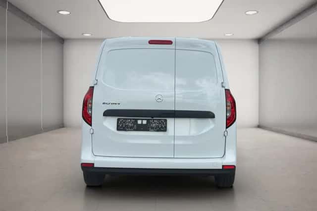 Mercedes-Benz eCitan (2026) thumbnail 5