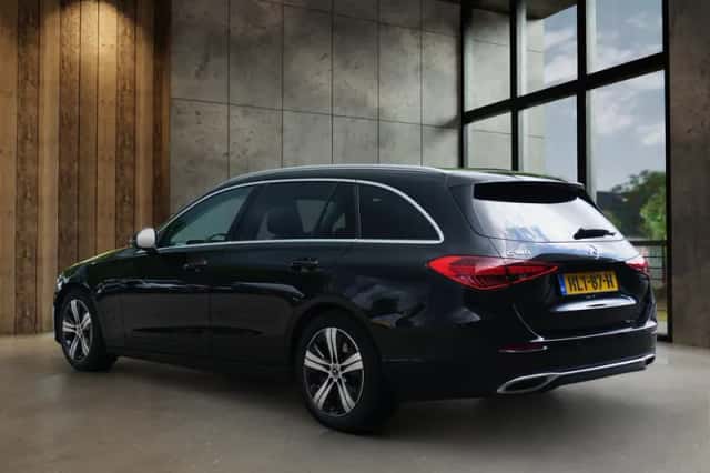 Mercedes-Benz C-Klasse (2025) thumbnail 4