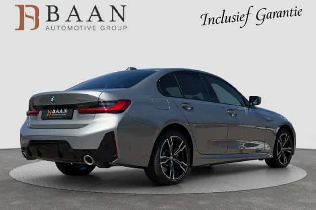 BMW 3-Serie (2025) thumbnail 2