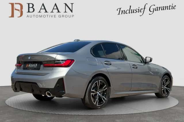 BMW 3-Serie (2025) thumbnail 2