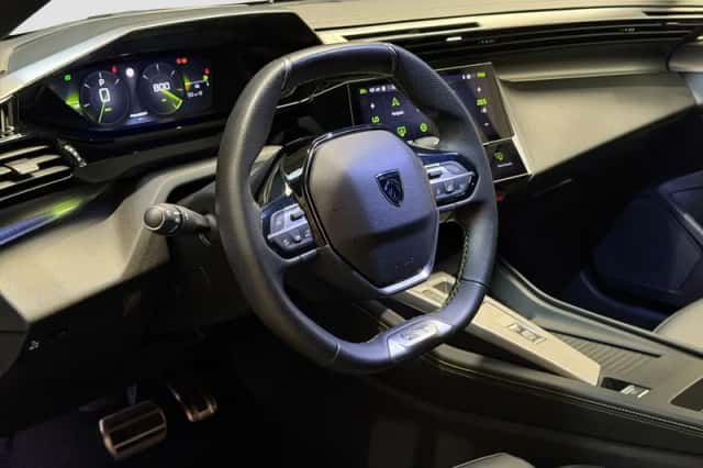 Peugeot 308 (2024) thumbnail 3