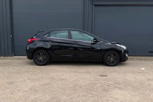Hyundai i30 (2012) thumbnail 4