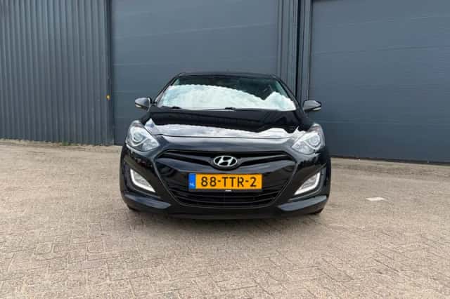 Hyundai i30 (2012) thumbnail 5