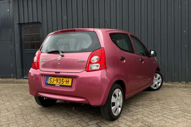 Suzuki Alto (2011) thumbnail 3