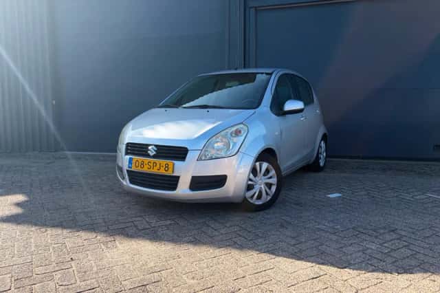 Suzuki Splash (2011) thumbnail 6