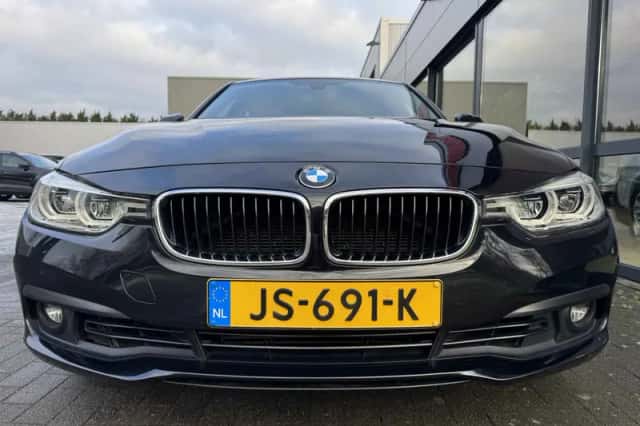 BMW 3-Serie (2016) thumbnail 3