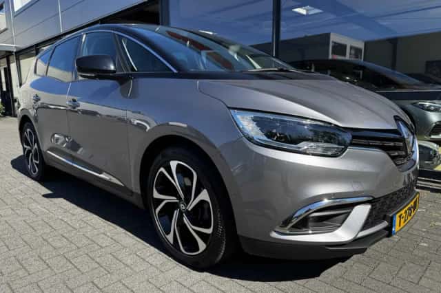 Renault Grand Scénic (2021) thumbnail 2