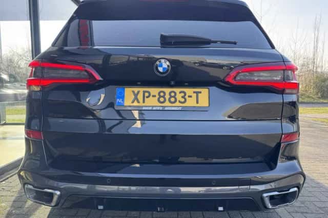 BMW X5 (2019) thumbnail 4