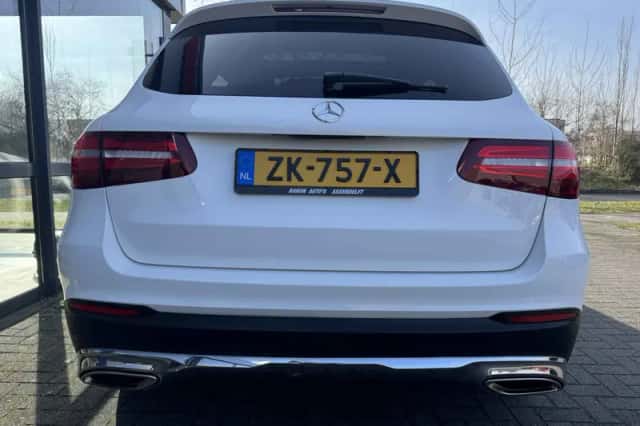 Mercedes-Benz GLC-Klasse (2016) thumbnail 4
